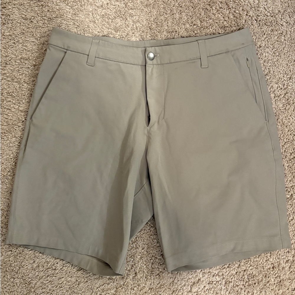 Lululemon Commission Shorts 9”